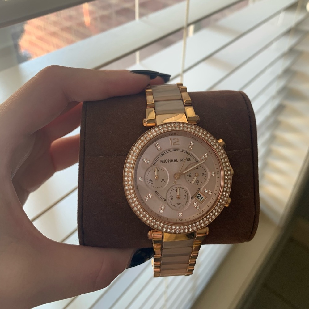 Michael Kors Parker Watch - Picture 3 of 4